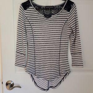 3/4 sleeve knit shirt